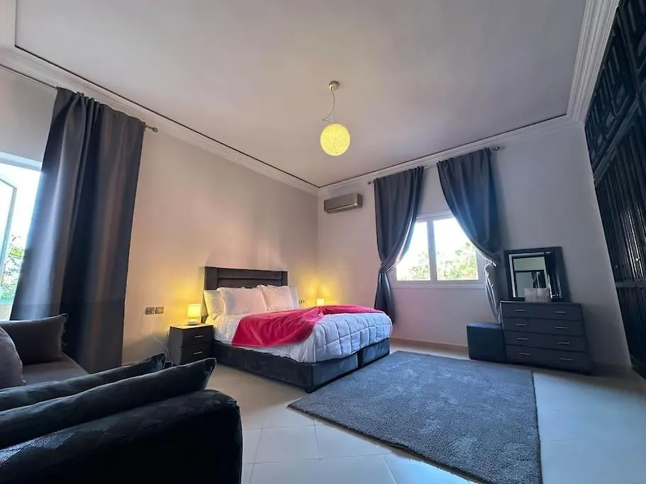 Villa Paola Avec Piscine A 15 Minute De Marrakech Marakéš